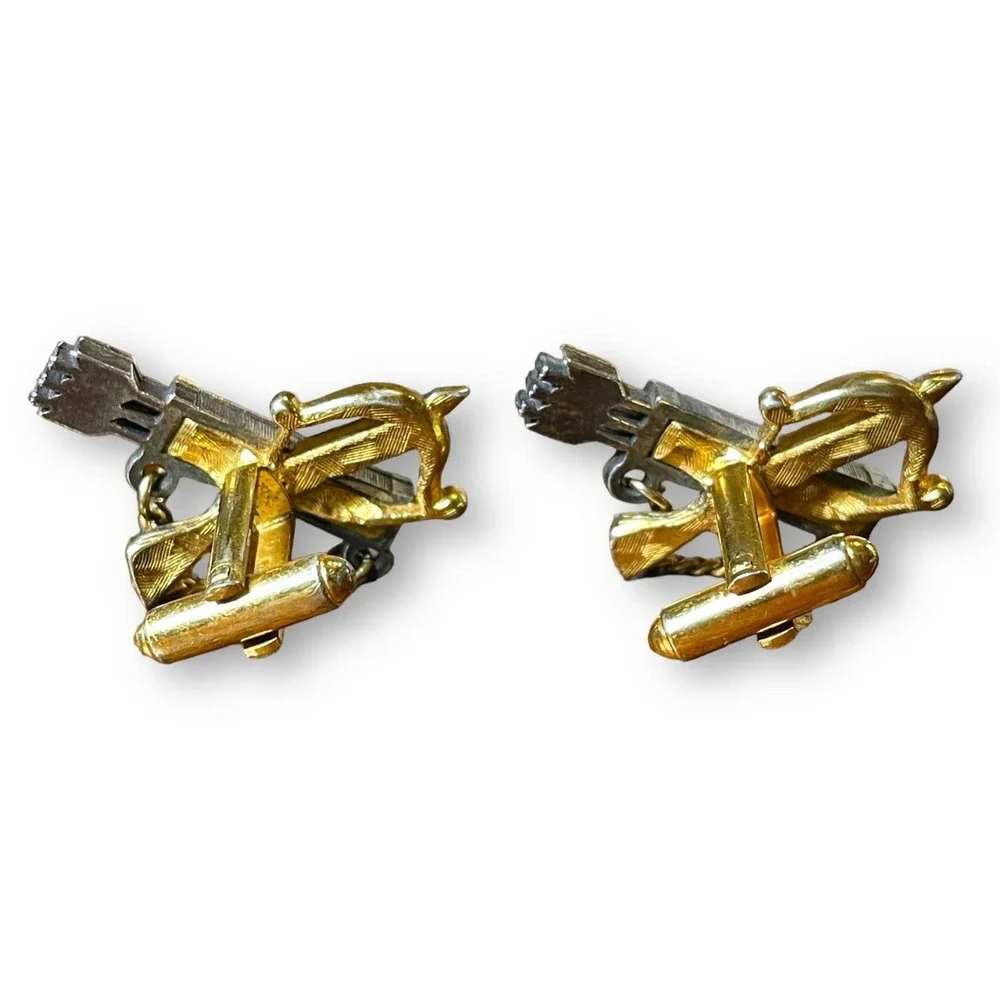 Shields Vintage Gold and Silver Tone Metallic Crossbow & Quiver Signed Cufflinks - Picture 2 of 5